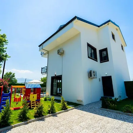 Kemer 1 فيلة